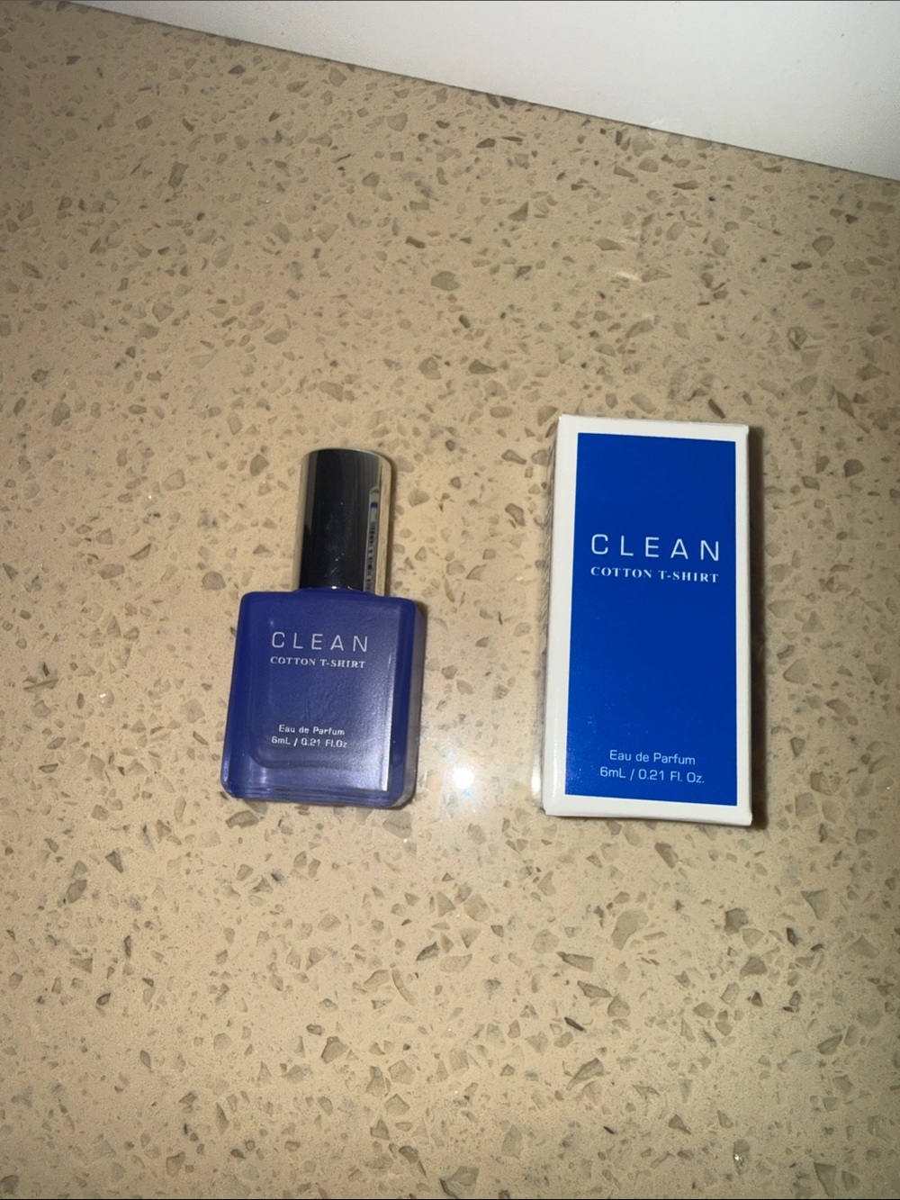 CLEAN Cotton T‑Shirt Eau de Parfum Mini - Deep Blue Bottle 6 ml